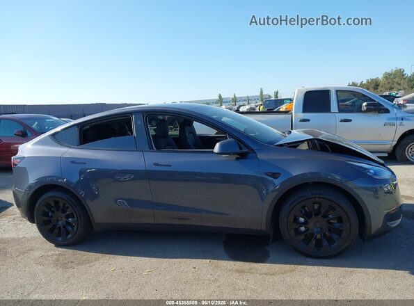 7SAYGDEE6PF797668 2023 TESLA MODEL Y Gray Առջևի վահանակի տեսք