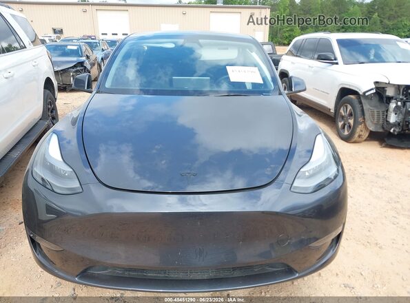 7SAYGDEE6RA222762 2024 TESLA MODEL Y Gray უკანა ხედი