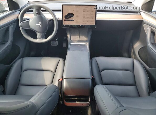 7SAYGDEE6RA253235 2024 TESLA MODEL Серый Вид панели приборов