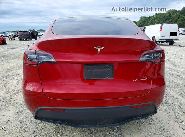 7SAYGDEE6RA273629 2024 TESLA MODEL Red Հետևի տեսք