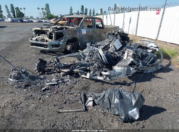 7SAYGDEE6RF072459 2024 TESLA MODEL Y Серый Передняя левая четверть