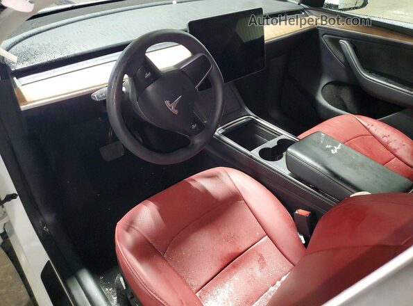 7SAYGDEE6SA361148 2025 TESLA MODEL White Dashboard view