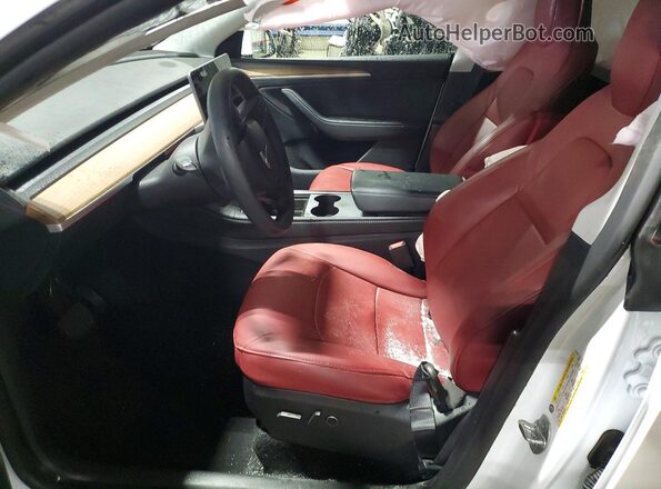7SAYGDEE6SA361148 2025 TESLA MODEL White Front interior view