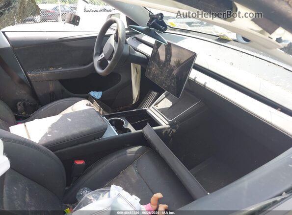 7SAYGDEE6TA385466 2026 TESLA MODEL Y White Սալոնի դիմացի տեսք