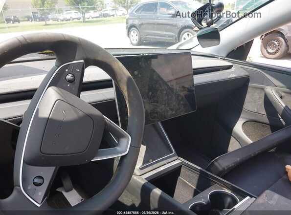 7SAYGDEE6TA385466 2026 TESLA MODEL Y White Հետևի նստատեղերի տեսք