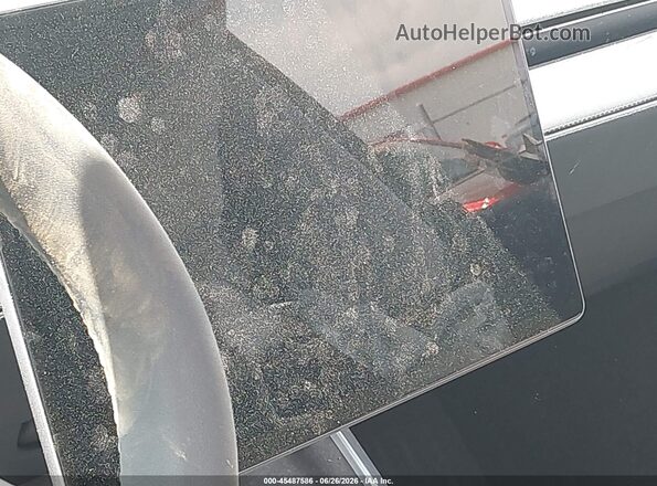 7SAYGDEE6TA385466 2026 TESLA MODEL Y White Սալոնի 360 աստիճան տեսք