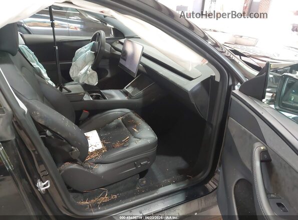 7SAYGDEE6TA415341 2026 TESLA MODEL Y Black Widok wnętrza z przodu