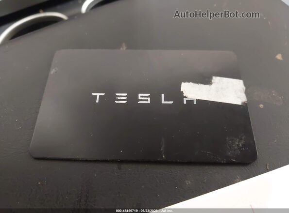 7SAYGDEE6TA415341 2026 TESLA MODEL Y Black Widok z tyłu