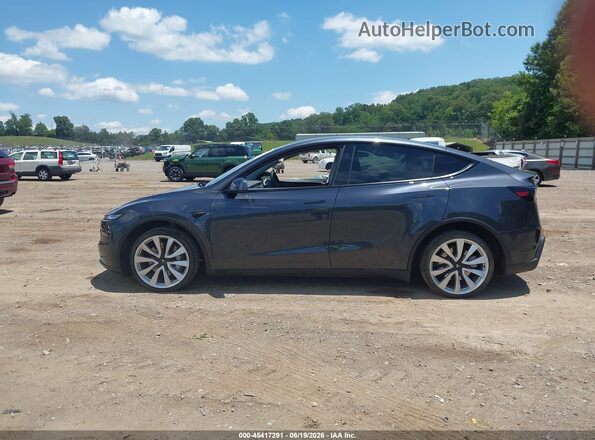 7SAYGDEE6TA475829 2026 TESLA MODEL Y Серый Панорамный вид салона 360°