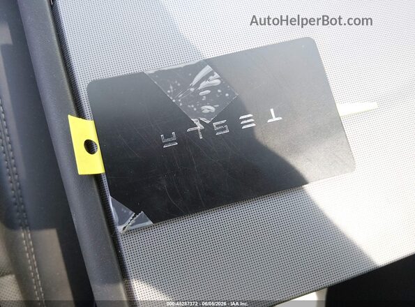 7SAYGDEE6TF588098 2026 TESLA MODEL Y Black წინა პანელის ხედი