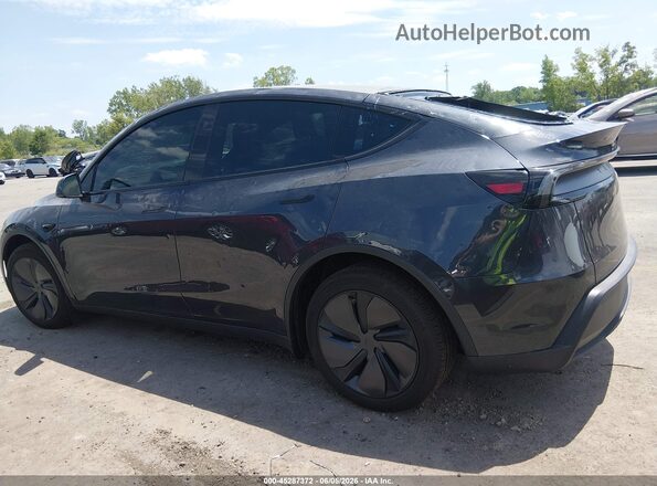 7SAYGDEE6TF588098 2026 TESLA MODEL Y Black სალონის 360-გრადუსიანი ხედი