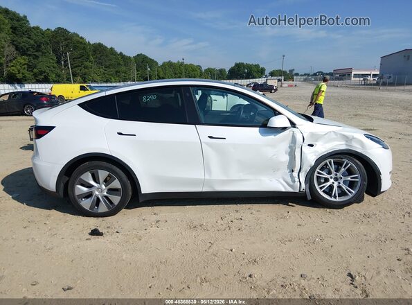 7SAYGDEE7PA024656 2023 TESLA MODEL Y White Vista interior de 360 grados