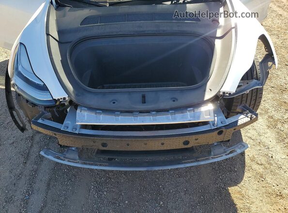 7SAYGDEE7PA034748 2023 TESLA MODEL White Rear interior view
