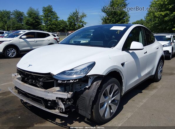 7SAYGDEE7PA092911 2023 TESLA MODEL Y White Առջևի ձախ երեք քառորդ տեսարան