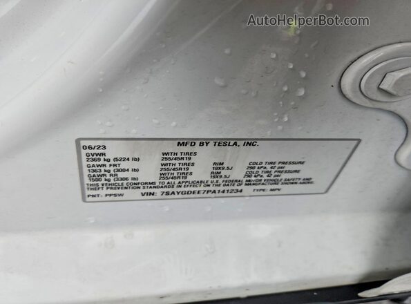 7SAYGDEE7PA141234 2023 TESLA MODEL White ძრავის განყოფილების ხედი
