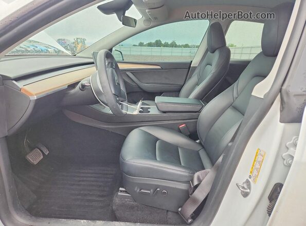 7SAYGDEE7PA141234 2023 TESLA MODEL White წინა სალონის ხედი