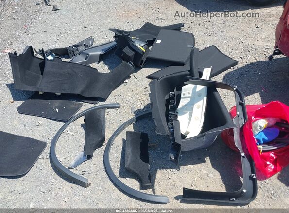 7SAYGDEE7PF667849 2023 TESLA MODEL Y Red Սարքավորումների վահանակի տեսք