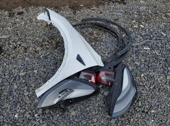 7SAYGDEE7PF685638 2023 TESLA MODEL White VIN კოდის სტიკერის ხედი