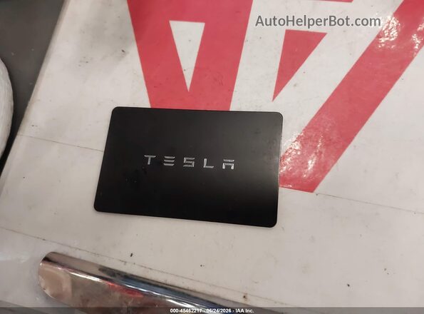 7SAYGDEE7PF798294 2023 TESLA MODEL Y Red Widok z tyłu