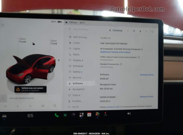 7SAYGDEE7PF798294 2023 TESLA MODEL Y Red Widok tylnych siedzeń