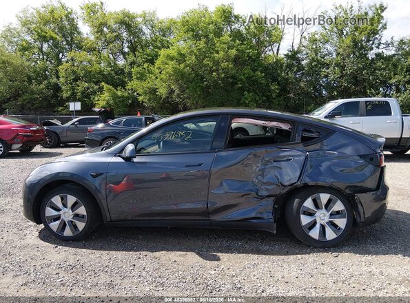 7SAYGDEE7PF852693 2023 TESLA MODEL Y Gray 