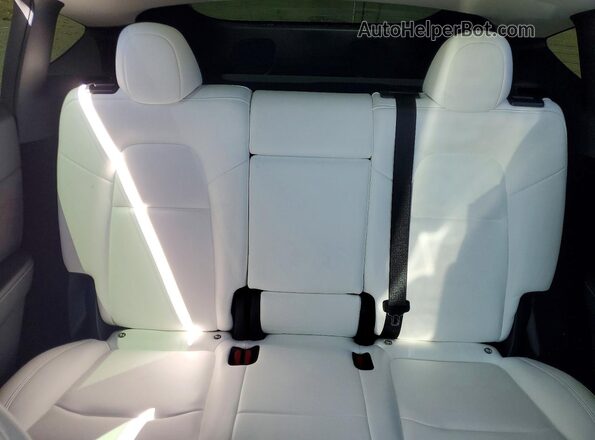7SAYGDEE7RA220227 2024 TESLA MODEL Gray Rear seats view