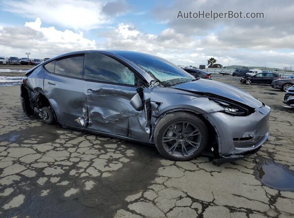 7SAYGDEE7SF240633 2025 TESLA MODEL Gray Front right