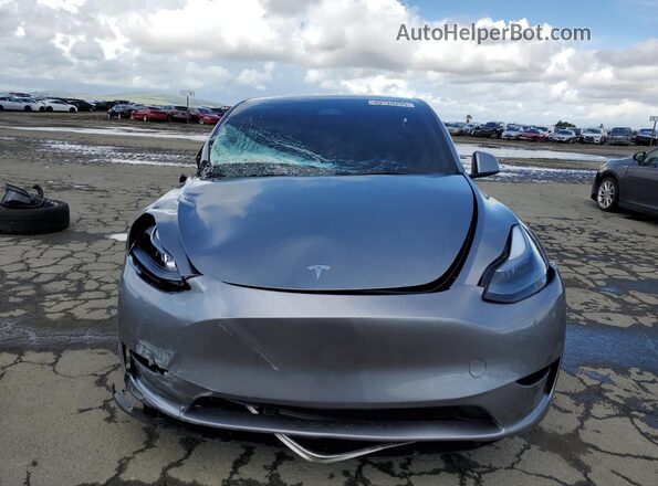 7SAYGDEE7SF240633 2025 TESLA MODEL Gray Front view