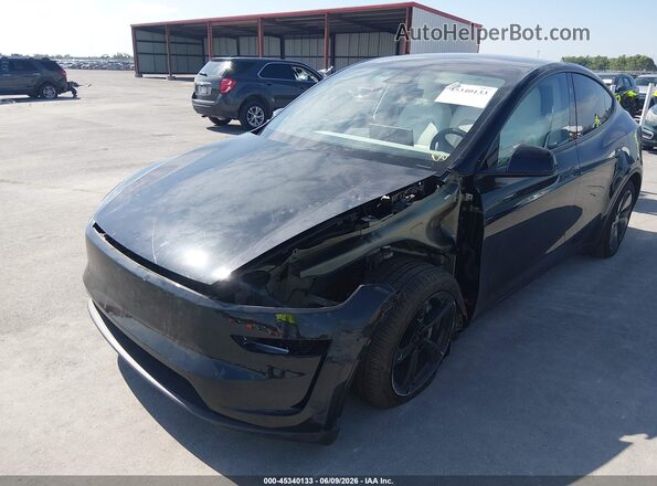 7SAYGDEE7TA622045 2026 TESLA MODEL Y Черный Вид спереди