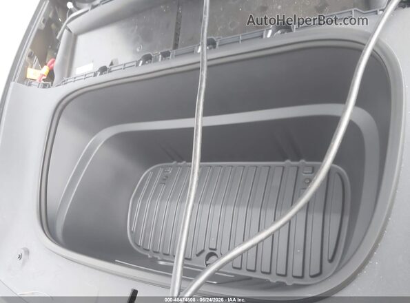7SAYGDEE7TA635085 2026 TESLA MODEL Y Gray Vista trasera