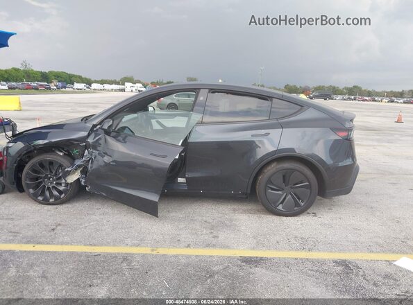 7SAYGDEE7TA635085 2026 TESLA MODEL Y Gray Vista interior de 360 grados