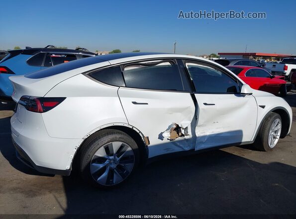 7SAYGDEE8NF449299 2022 TESLA MODEL Y Белый Вид спереди