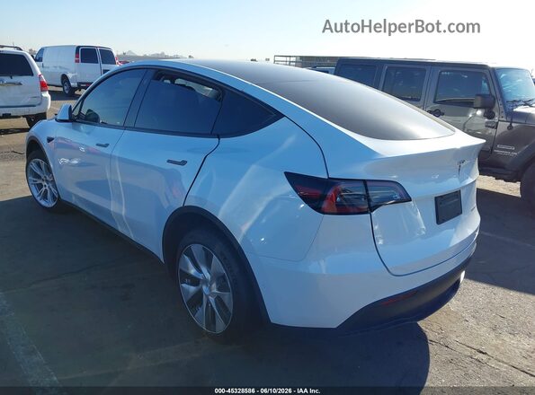 7SAYGDEE8NF449299 2022 TESLA MODEL Y Белый Задняя левая четверть