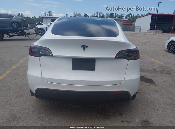 7SAYGDEE8NF481668 2022 TESLA MODEL Y Белый 