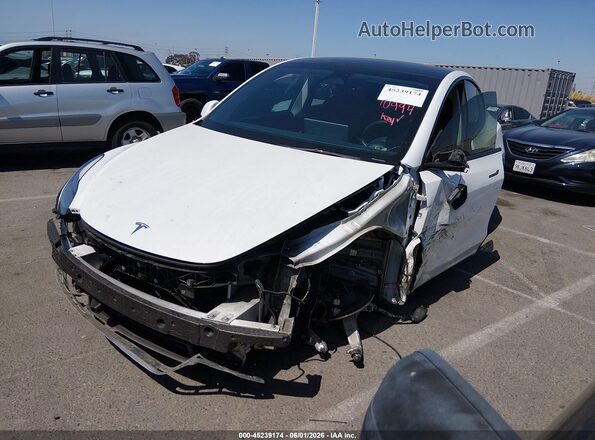 7SAYGDEE8PA025301 2023 TESLA MODEL Y White Przód lewy