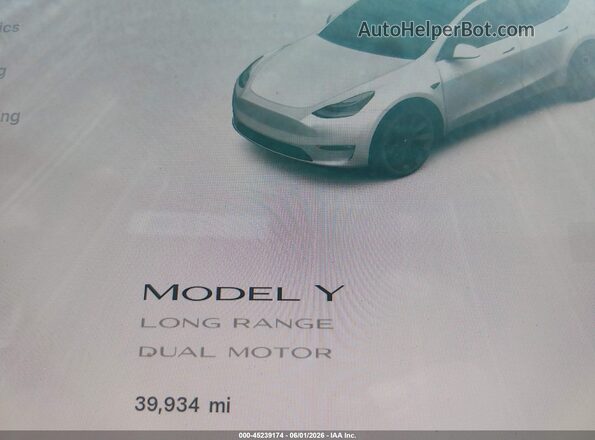 7SAYGDEE8PA025301 2023 TESLA MODEL Y White Widok tylnych siedzeń