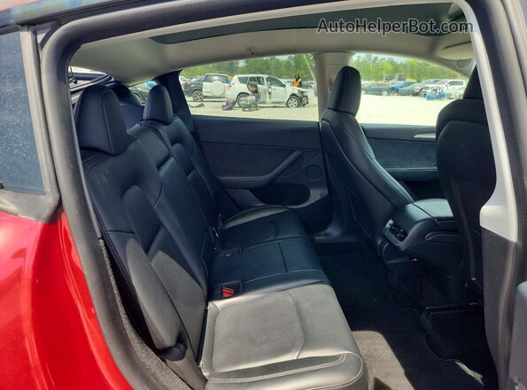 7SAYGDEE8PA026125 2023 TESLA MODEL Red Հետևի նստատեղերի տեսք