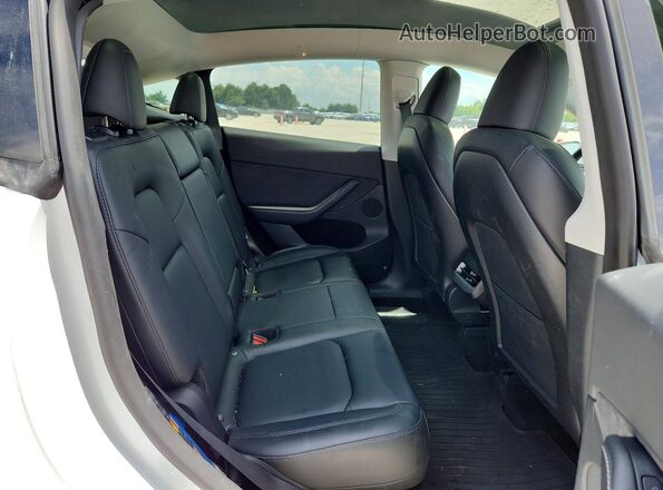 7SAYGDEE8PA067824 2023 TESLA MODEL White 