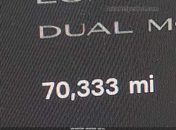 7SAYGDEE8PF639929 2023 TESLA MODEL Y Gray Vista interior de 360 grados