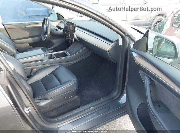7SAYGDEE8PF639929 2023 TESLA MODEL Y Gray Vista interior delantera