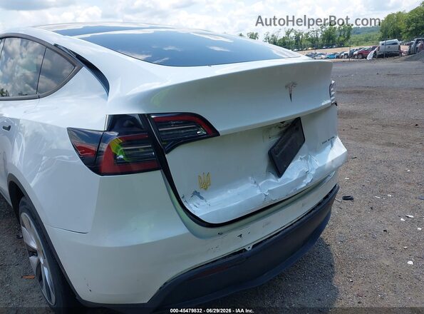 7SAYGDEE8PF697202 2023 TESLA MODEL Y White 