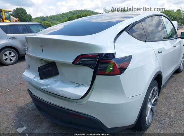 7SAYGDEE8PF697202 2023 TESLA MODEL Y White 