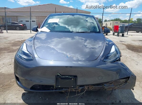7SAYGDEE8PF807391 2023 TESLA MODEL Y Gray Widok deski rozdzielczej