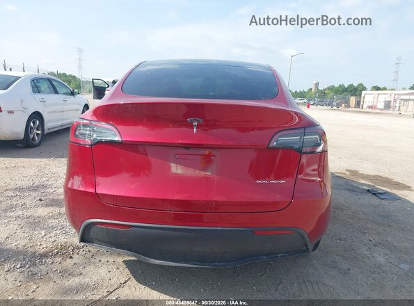 7SAYGDEE8RA275057 2024 TESLA MODEL Y Red 