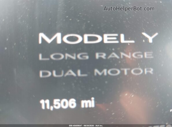 7SAYGDEE8RA275057 2024 TESLA MODEL Y Red 