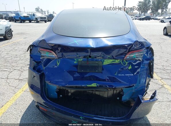 7SAYGDEE8RF152989 2024 TESLA MODEL Y Синий Вид спереди