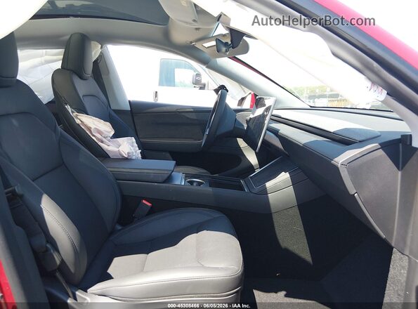 7SAYGDEE8TA405331 2026 TESLA MODEL Y Red Vista interior delantera