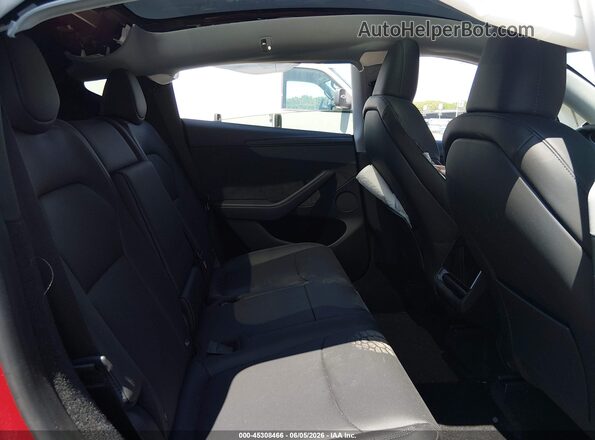 7SAYGDEE8TA405331 2026 TESLA MODEL Y Red Vista de la etiqueta del VIN