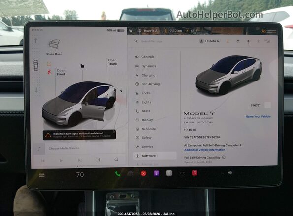 7SAYGDEE8TF426294 2026 TESLA MODEL Y White Հետևի նստատեղերի տեսք