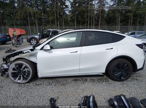 7SAYGDEE8TF426294 2026 TESLA MODEL Y White 